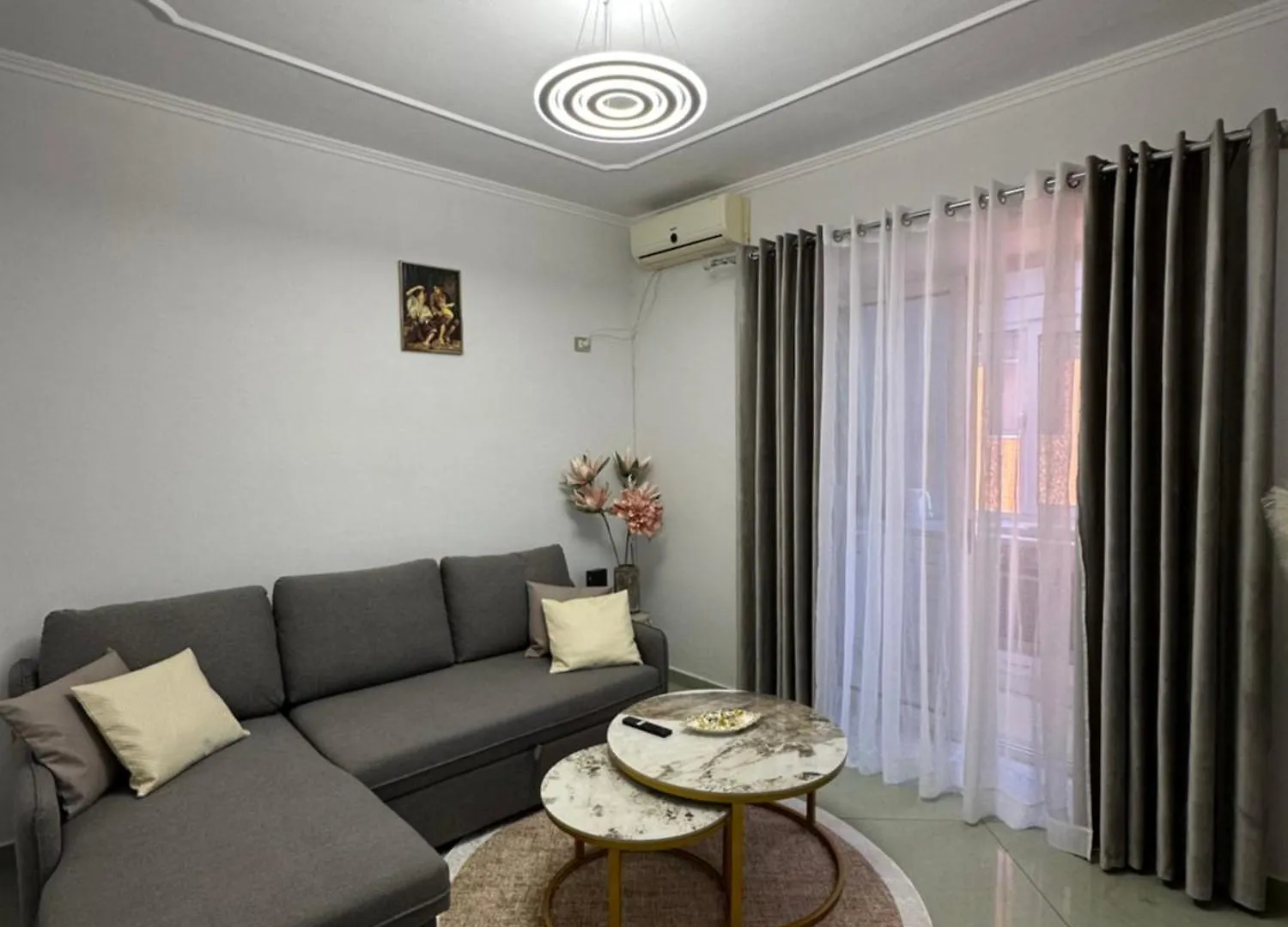 Insa Daily Apartment Tirana